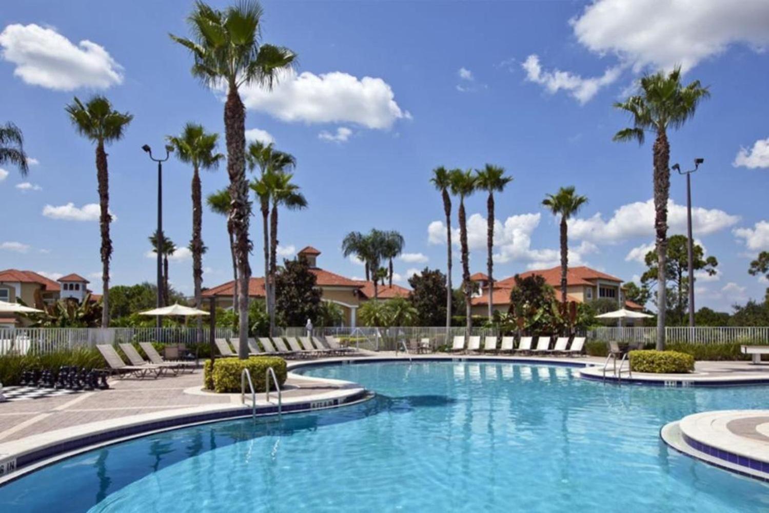 Great 1Bd Resort Condo In Port Lucie With Great Amenities Including Pool Carlton Eksteriør billede